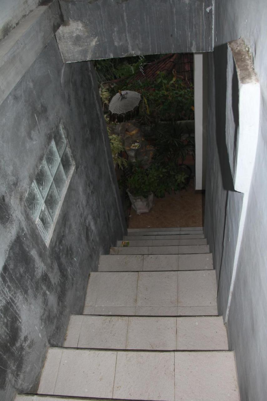 Ogek * Ubud