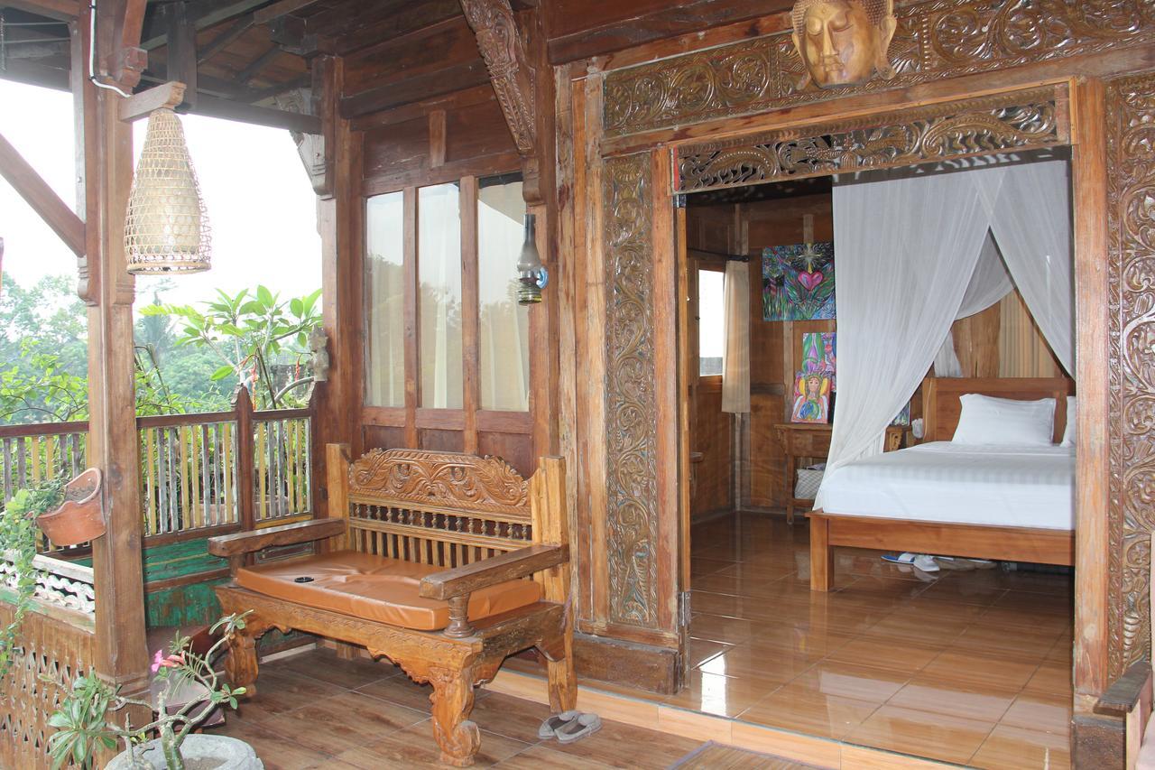 Ogek Ubud